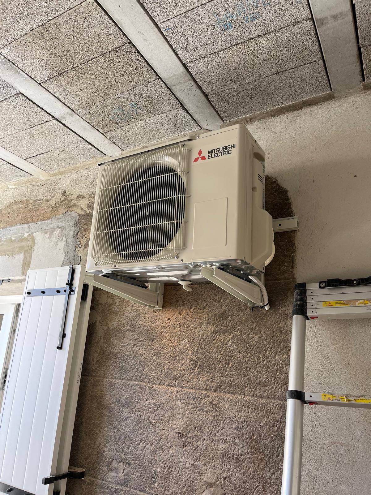 pose clim réversible pompe à chaleur air air Salon de Provence