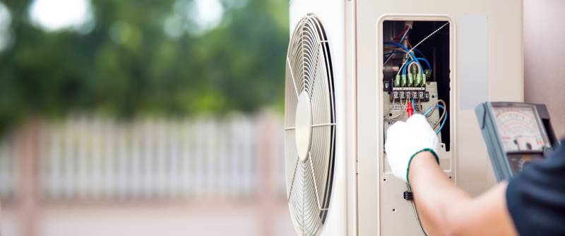 Recherche de panne sur un climatiseur de la marque Daikin à Saint-Rémy-de-Provence