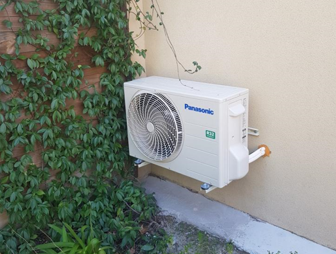 pose petite climatisation studio pélissanne