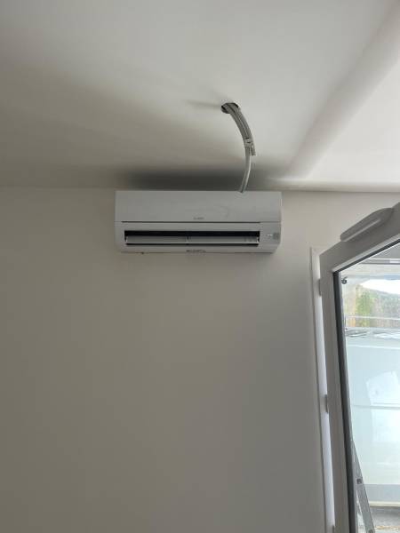 artisan pour pose de climatisation Maussane les Alpilles